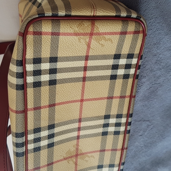 Burberry Beige Haymarket Check Canvas Shopper Large - Picture 9 of 15